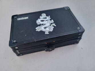 Vaultz brand case
