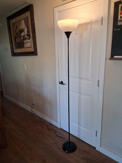 Floor Lamp 