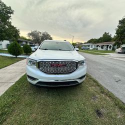 2018 GMC Acadia