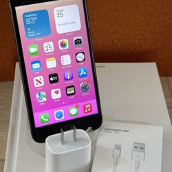 IPhone 8 Plus (64gb) Space grey UNLOCKED