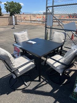 Hampton Bay Outdoor Dining Set