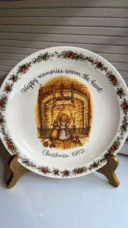 1972 Hollie Hobbie Christmas Plate 