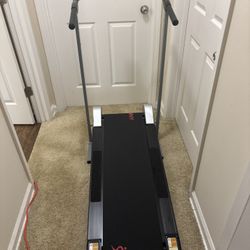 Sunny Health & Fitness Treadmill