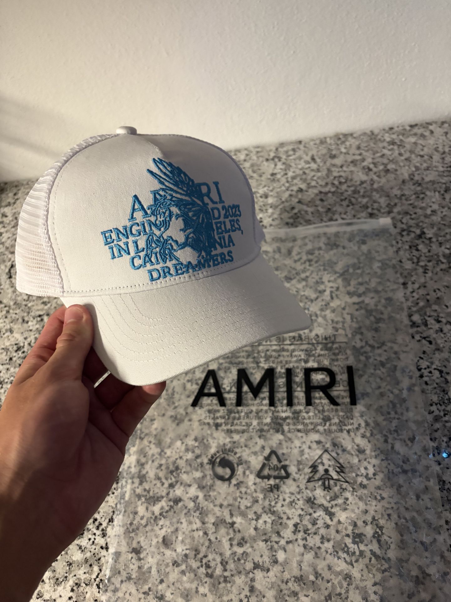 Amiri cap