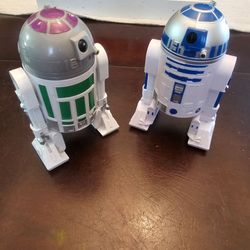 Star Wars R2-D2 and R2-A6 Droid Figures Set
