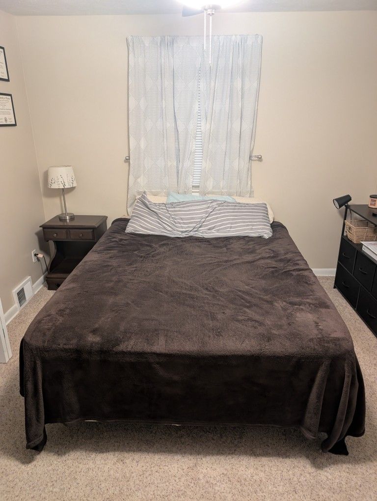 Queen Mattress, Box Spring, And Frame 