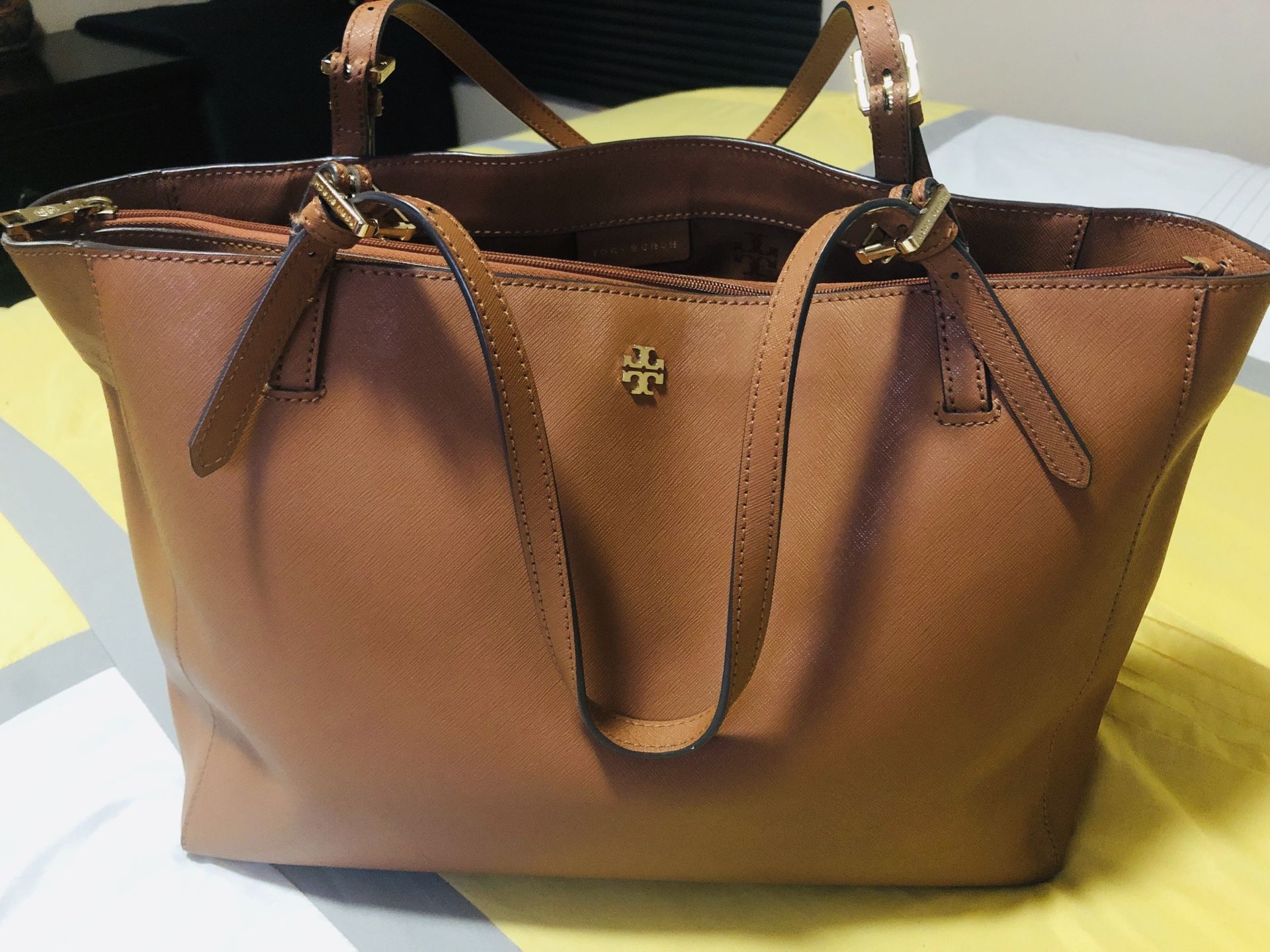 york buckle tote