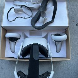 Oculus Quest 2 VR Headset 