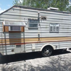  ! Camper Rv Coachmen  Need Tlc