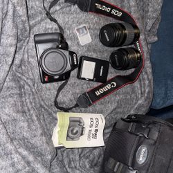 EOS REBEL XS 1000D (Full Kit)