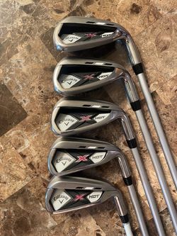 Callaway X Hot Ladies iron set absolutely MINT 10/10!!