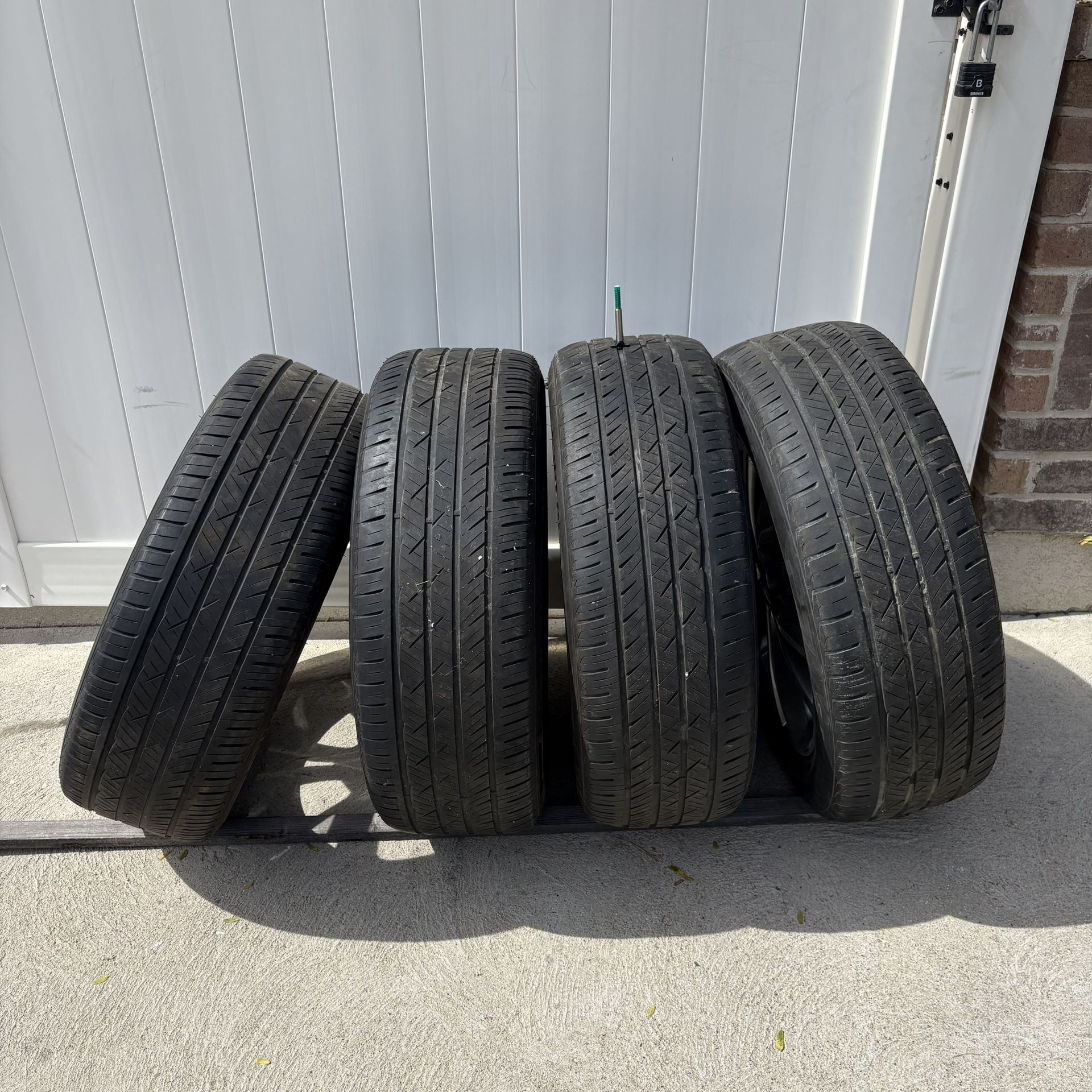 Set of Four Laufenn S Fit AS 235/55ZR19 Tires And Wheels