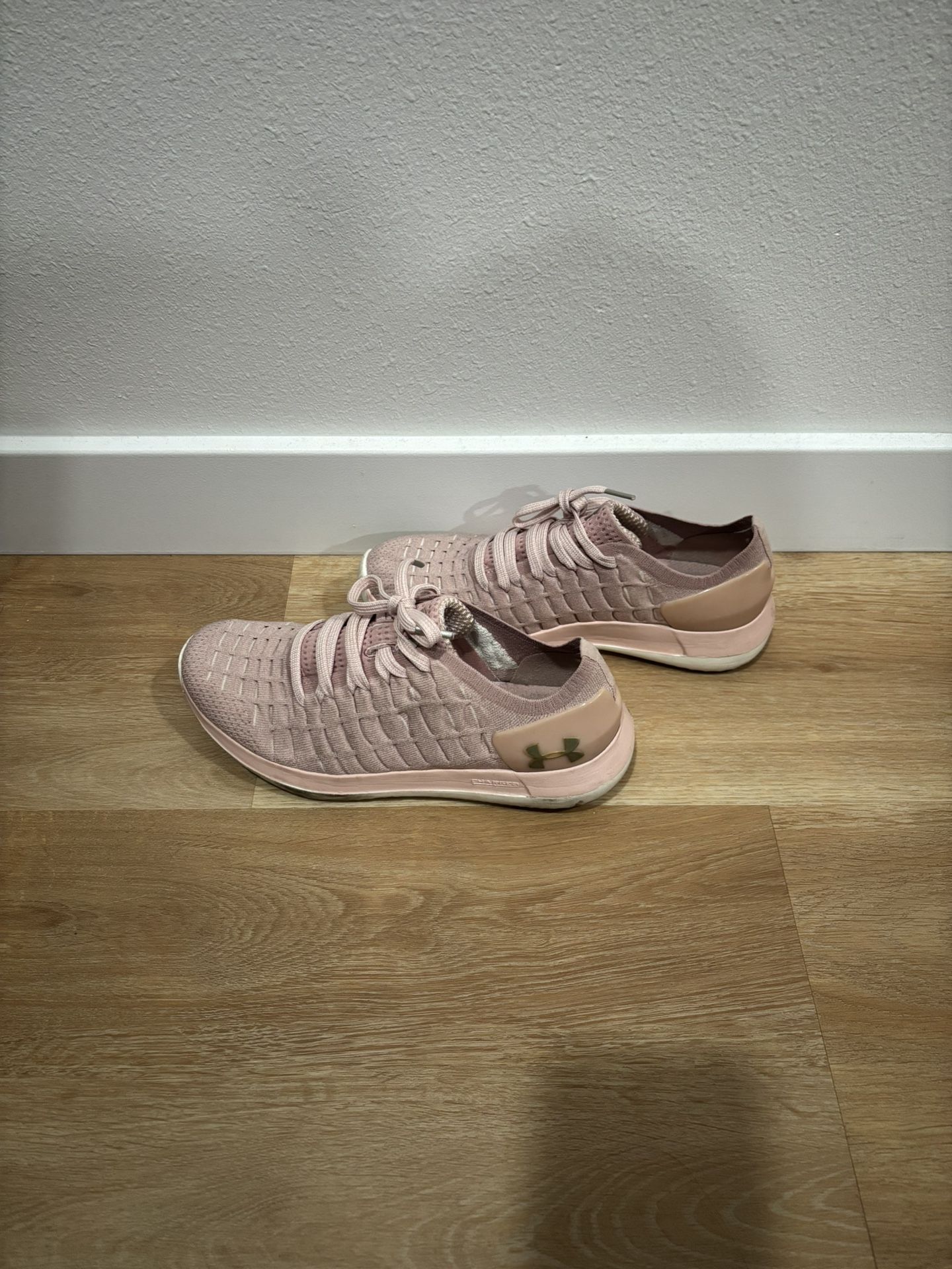 Under Armour Womens Shoes