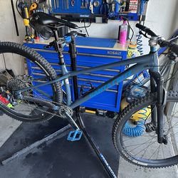 Looking to trade Santa Cruz Chameleon 8 AL MX