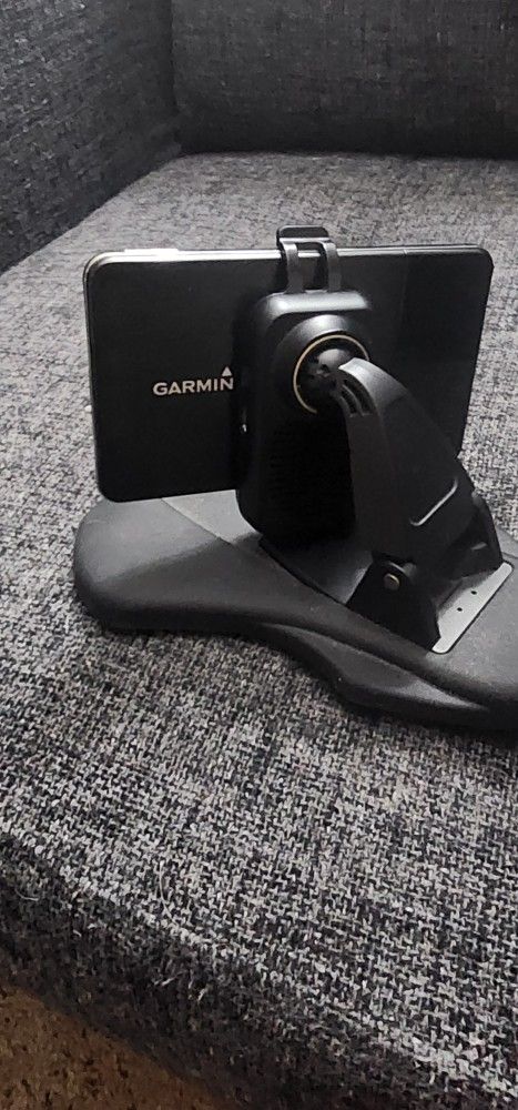 Garmin Nuvi GPS