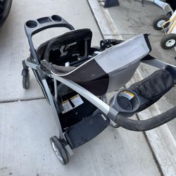 Chicco Bravo For 2 Standing / Sitting Stroller