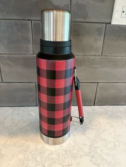 Brand New Ozark Trail 1.5 quart water bottle - thermos