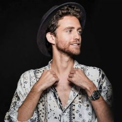 Framework Presents Franky Rizardo