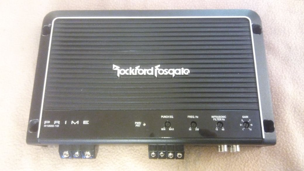 Fosgate prime 1200.1d ....1 ohm stable mono block power house......