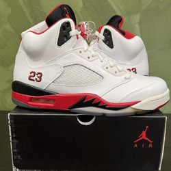 Jordan 5 Retro - FIRE RED BLACK TONGUE 2013