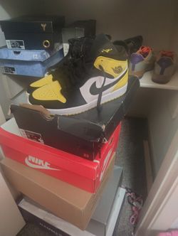 Jordan One Mid Yellow Toe
