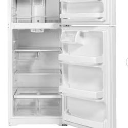 GE 17.5 Cu Top freezer refrigerator White