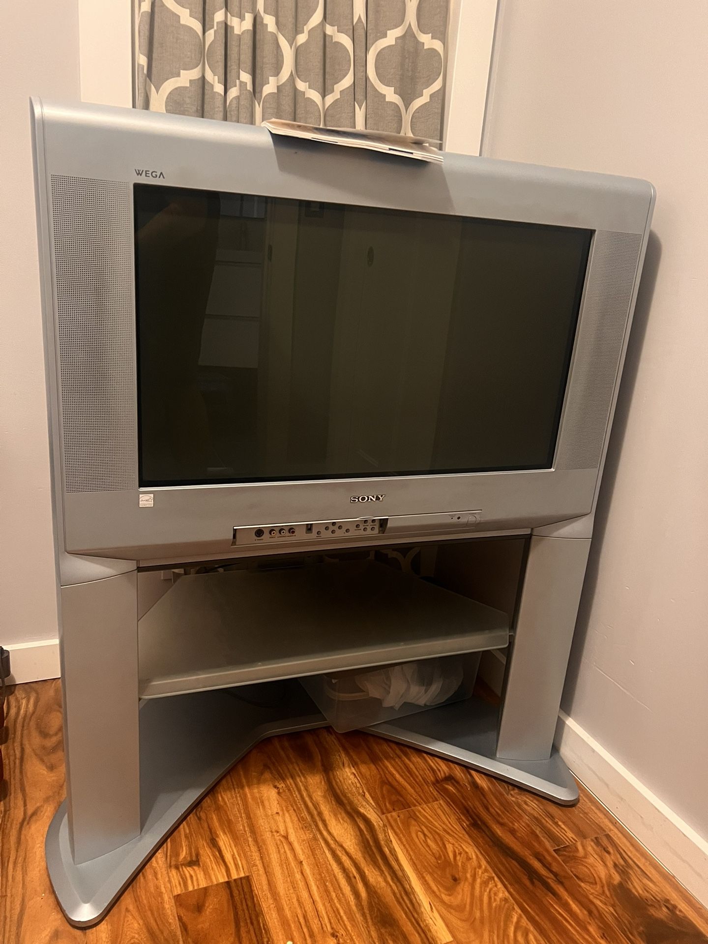 Sony KV-30HS420