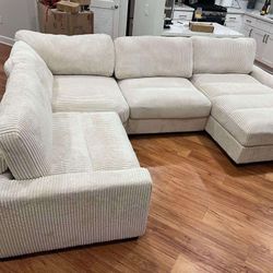 New 4 Piece Modular Sectional Couch! Includes Free Delivery 🚚!