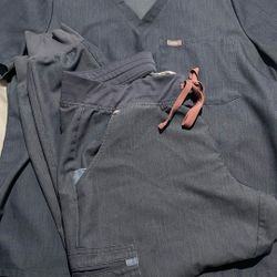 Figs Scrub Set