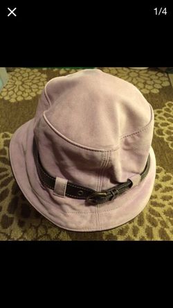 Coach lilac colored suede hat
