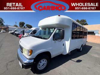 2002 Ford E-450 Cutaway