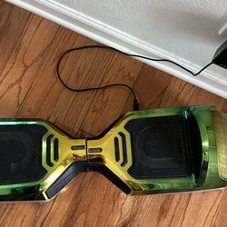 Excellent  condition hover board  with original box