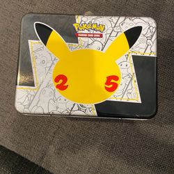Pokémon card tin
