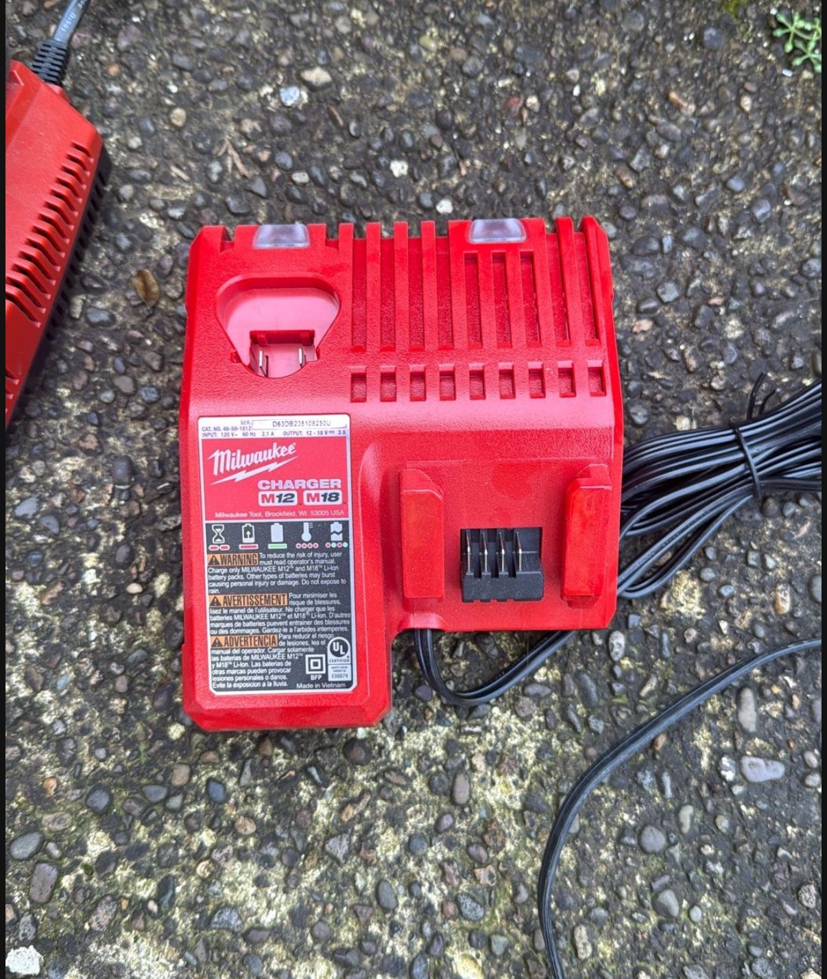 Milwaukee M12 M18 Charger