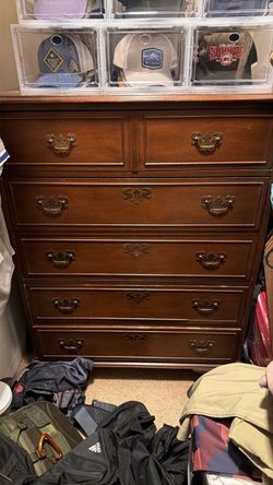Dresser