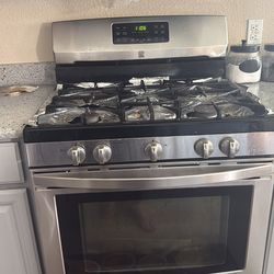 Kenmore stove