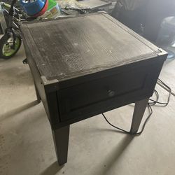 Coffee Table & 2 End Tables