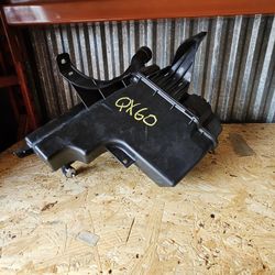 Infiniti Qx60,  Jx35,  Pathfinder  Windshield Washer Bottle