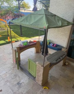Step2 Canopy Water Play Table 