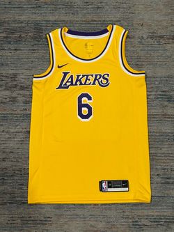 LA Lakers, LeBron James Jersey
