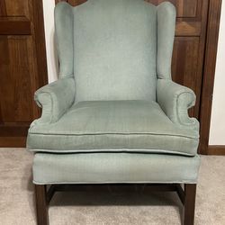 Living Room Chair - Quality - Good Condition - Comfortable - 32 in wide by 34in deep by 44in tall 