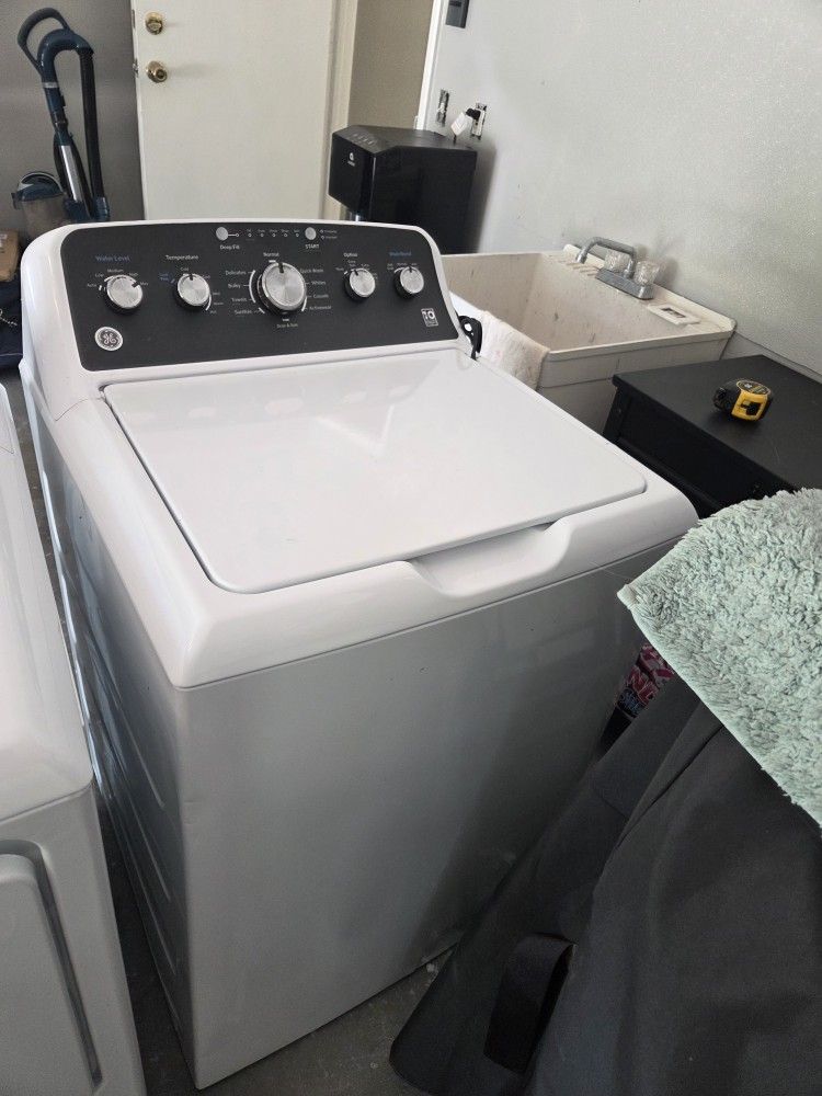 GE Washer Dryer Set