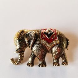 Indian Elephant Pin/brooch Red Black