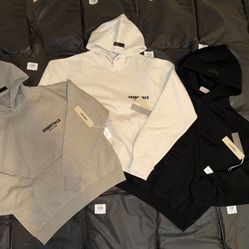 ESSENTIAL HOODIES STRETCH LIM 