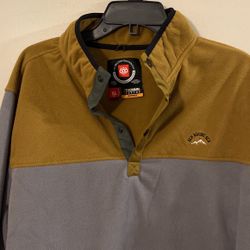 NWT 686 Knit Fleece Pullover XL. No Deliveries