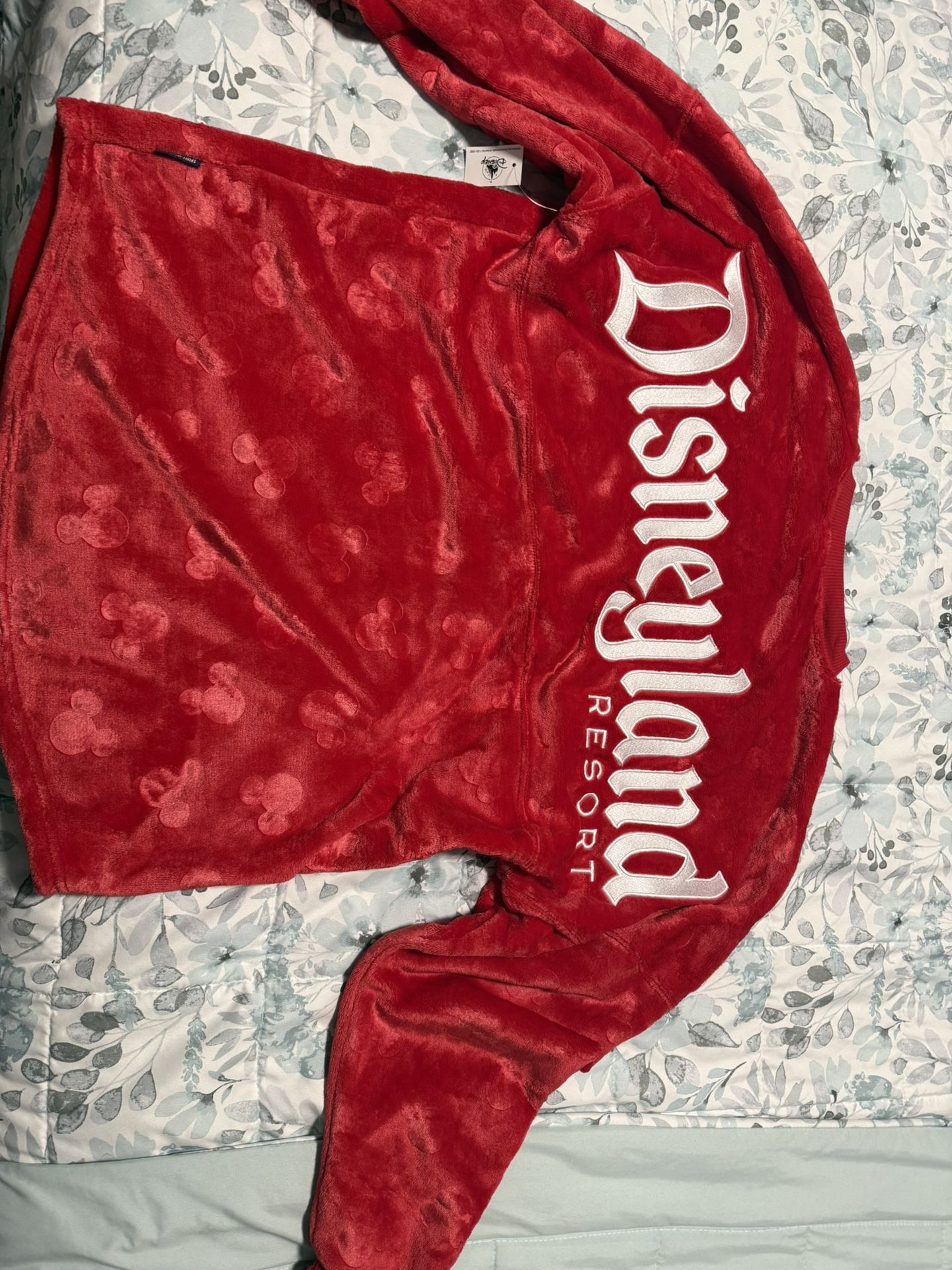 NEW With Tags Disneyland Spirit Jersey