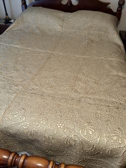 Gold Bedding Quilt