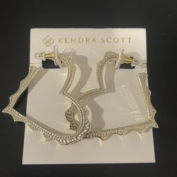 Kendra Scott Silver Heart Hoop Earrings