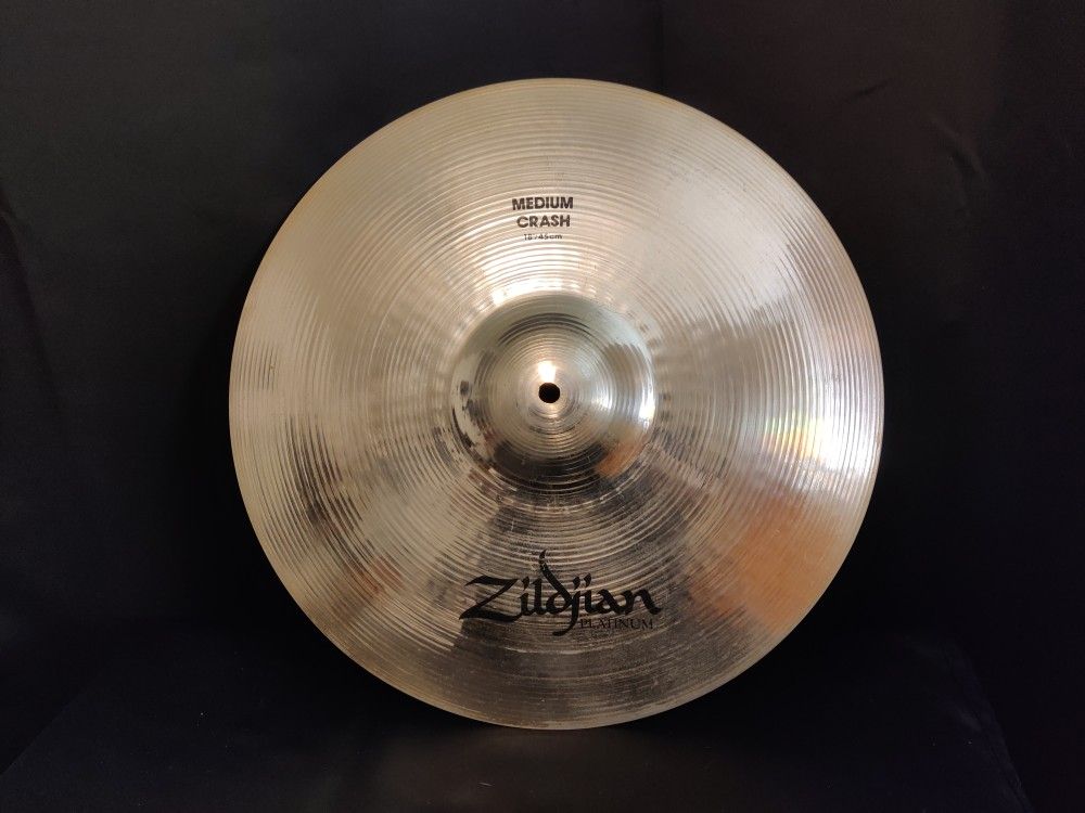 Zildjian 18" Platinum Series Medium Crash Cymbal Rare 4 A Drum Set on stands 