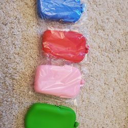 Silicone Coin Purses.